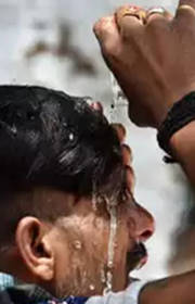 Strained eye due to heat can affect work Strained eye due to heat can affect work